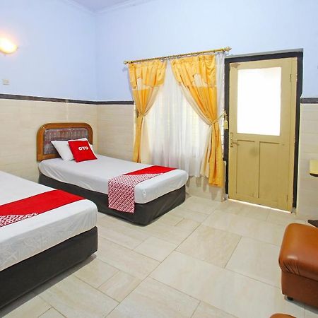 מטאראם Oyo 91516 Wisata Hotel מראה חיצוני תמונה
